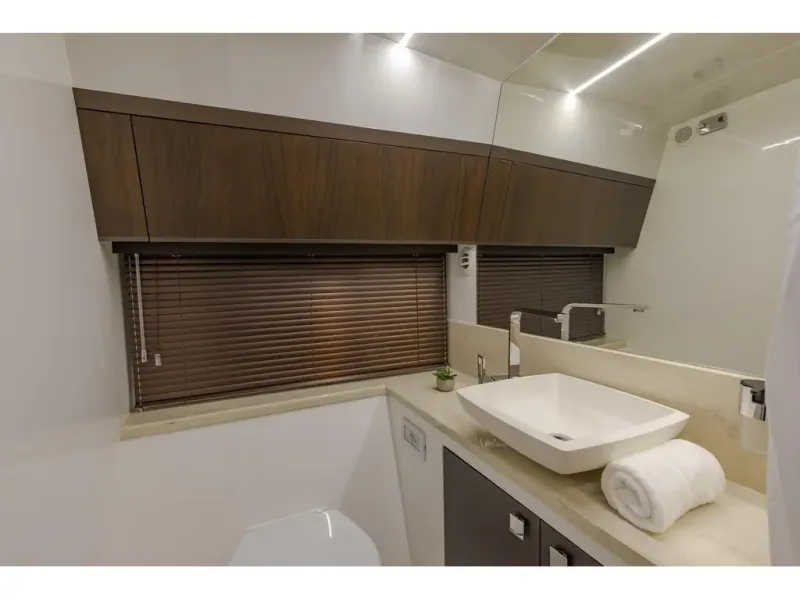 Slide: The Image of Galeon 425 HTS 2026 - 17