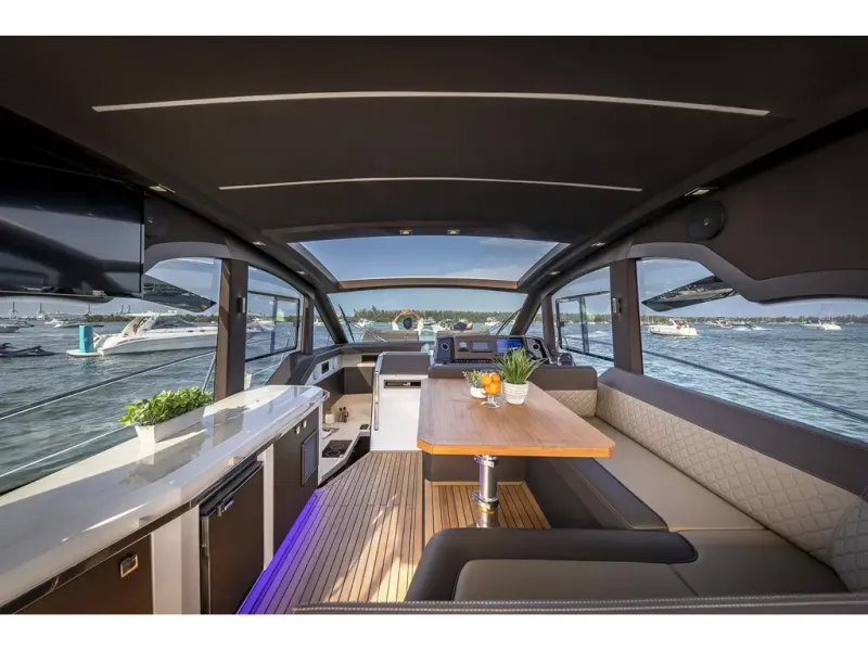 Slide: The Image of Galeon 425 HTS 2026 - 26