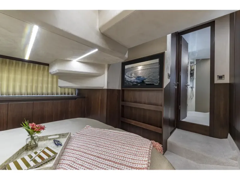 Slide: The Image of Galeon 425 HTS 2026 - 40