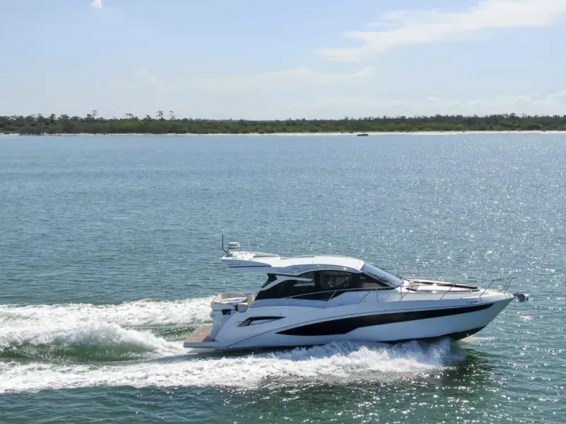 Slide: The Image of Galeon 425 HTS 2026 - 5