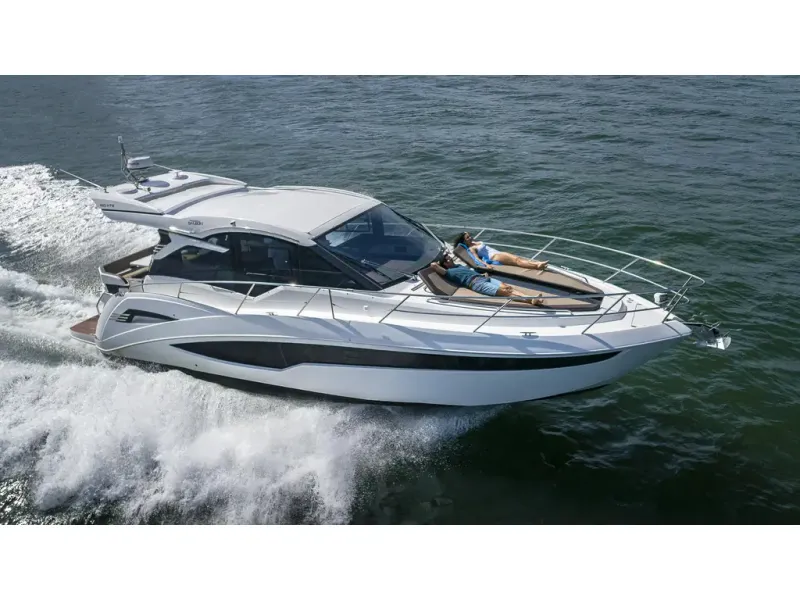 Slide: The Image of Galeon 425 HTS 2026 - 7