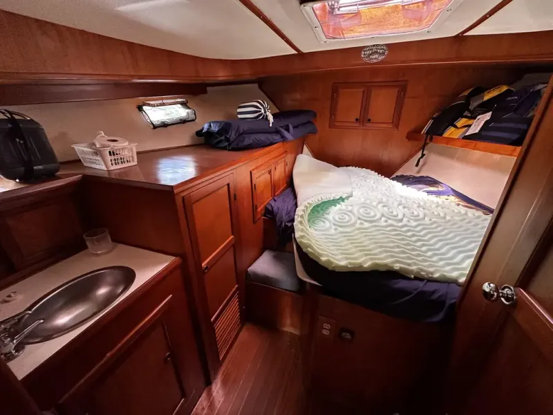 Slide: The Image of Marine Trading Int Sundeck 36 1990 - 36