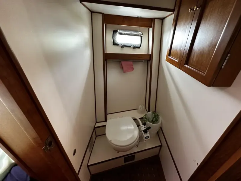 Slide: The Image of Marine Trading Int Sundeck 36 1990 - 42