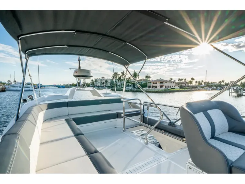 Slide: The Image of Galeon 400 FLY 2026 - 47