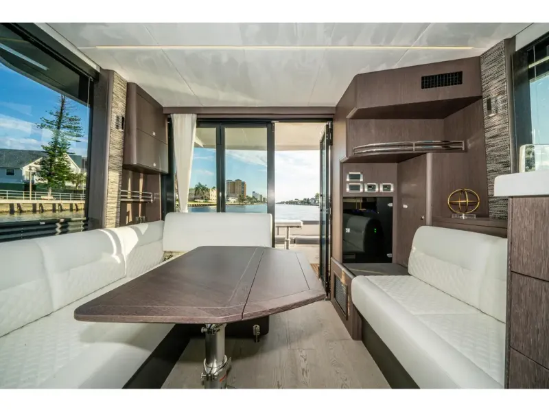 Slide: The Image of Galeon 400 FLY 2026 - 51