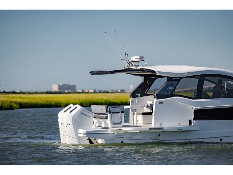 Slide: The Image of Galeon 375 GTO 2026 - 5