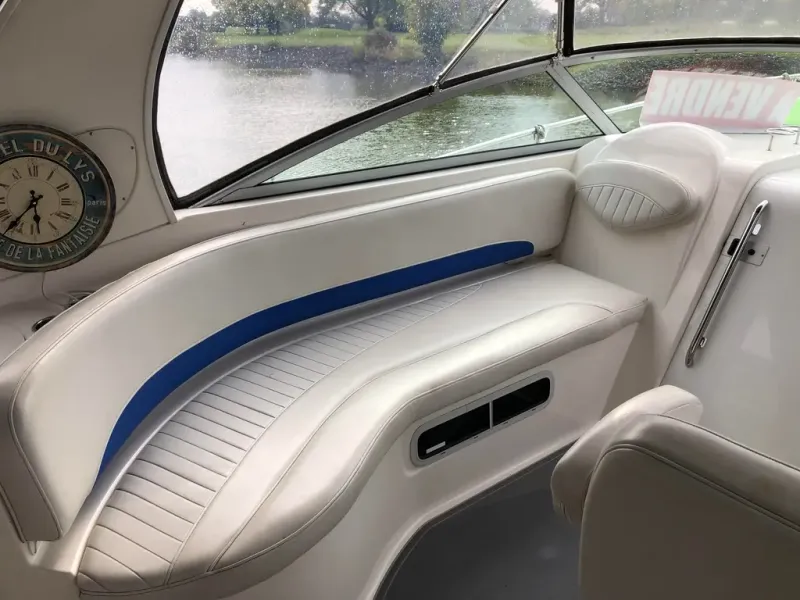 Slide: The Image of Bayliner 325 2006 - 10