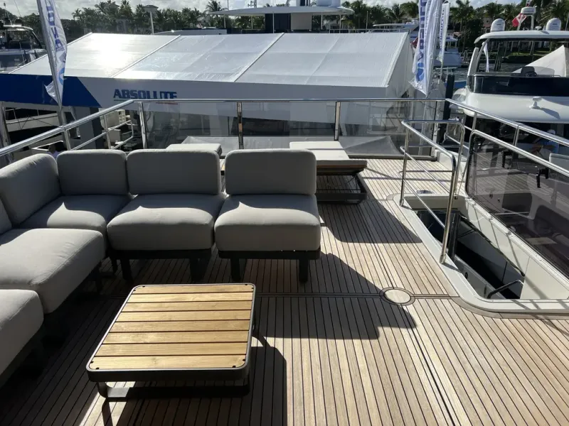 Slide: The Image of Absolute NAVETTA 75 2026 - 11