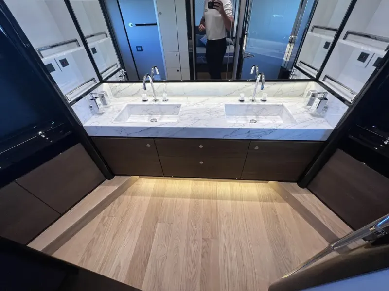 Slide: The Image of Absolute NAVETTA 75 2026 - 26