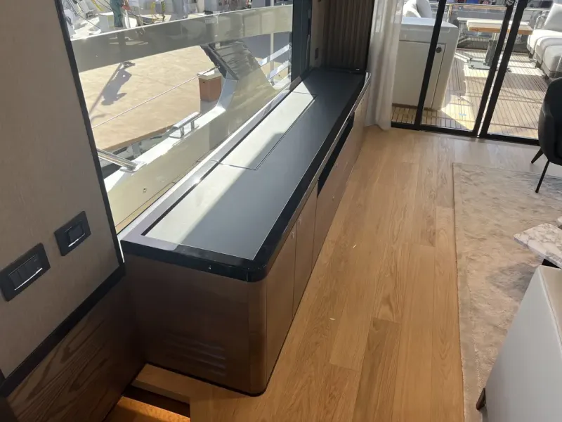 Slide: The Image of Absolute NAVETTA 75 2026 - 28