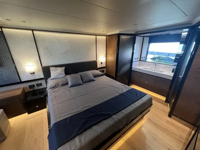 Slide: The Image of Absolute NAVETTA 75 2026 - 31