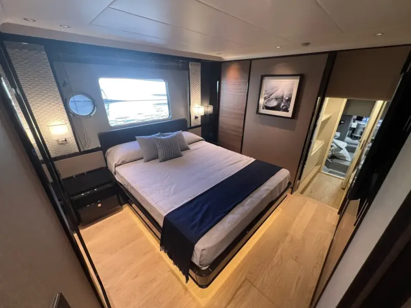 Slide: The Image of Absolute NAVETTA 75 2026 - 33