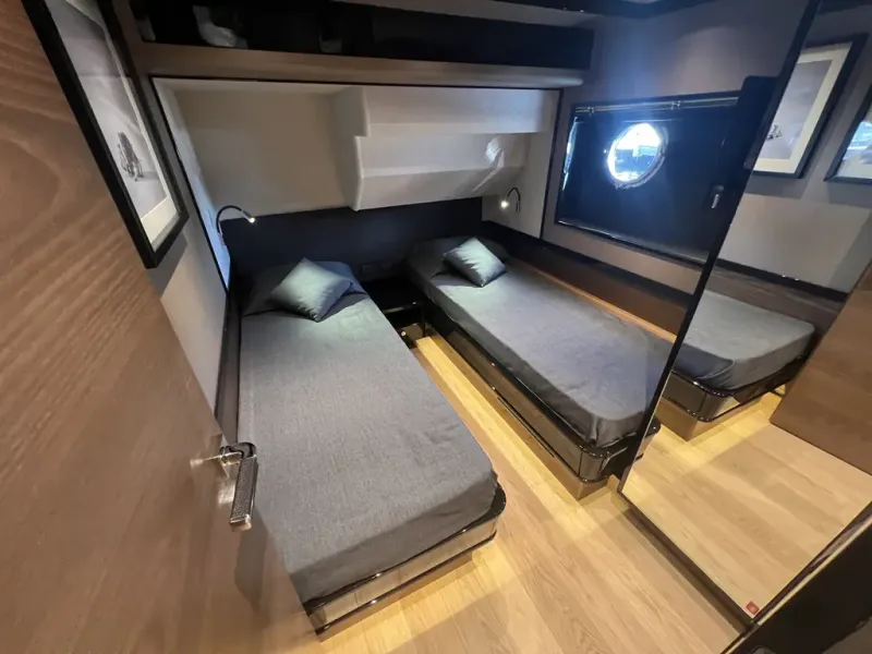 Slide: The Image of Absolute NAVETTA 75 2026 - 35