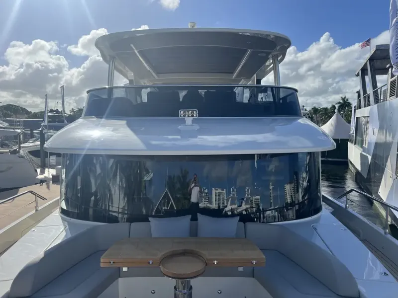 Slide: The Image of Absolute NAVETTA 75 2026 - 8