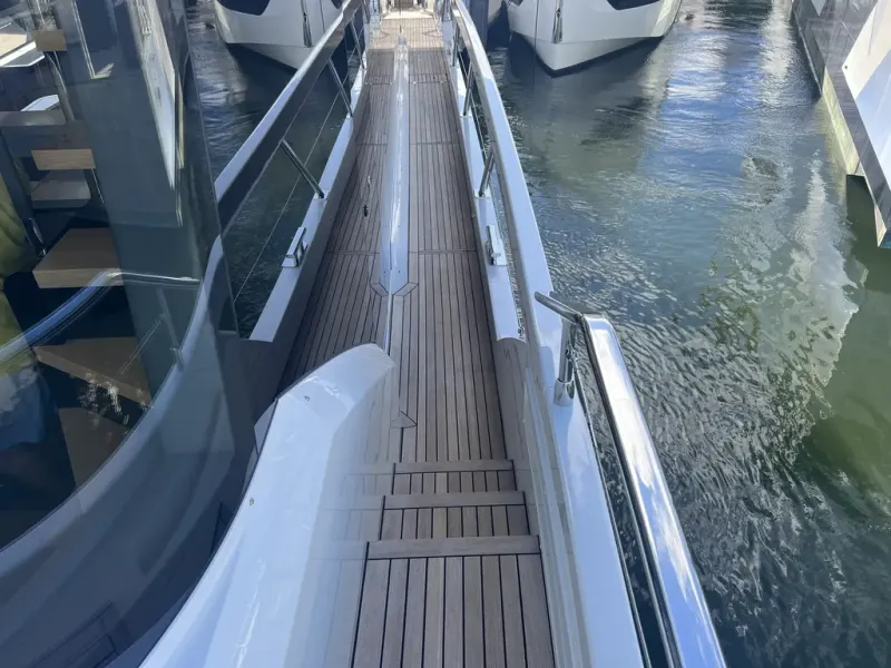 Slide: The Image of Absolute NAVETTA 75 2026 - 9