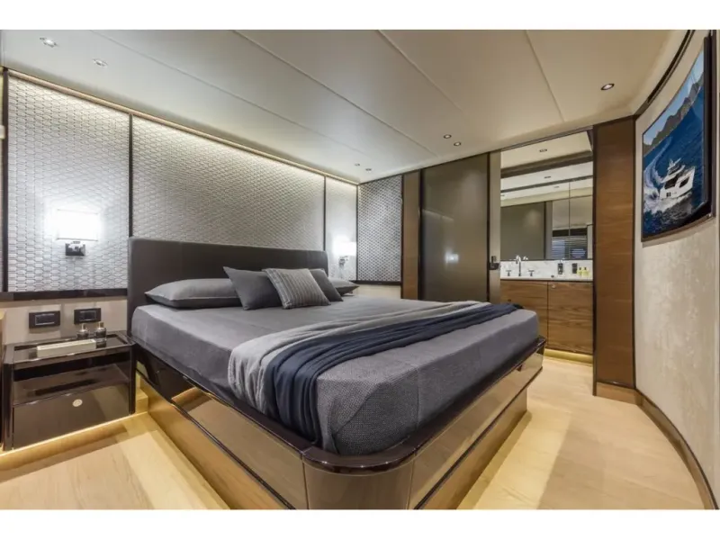 Slide: The Image of Absolute NAVETTA 68 2026 - 16