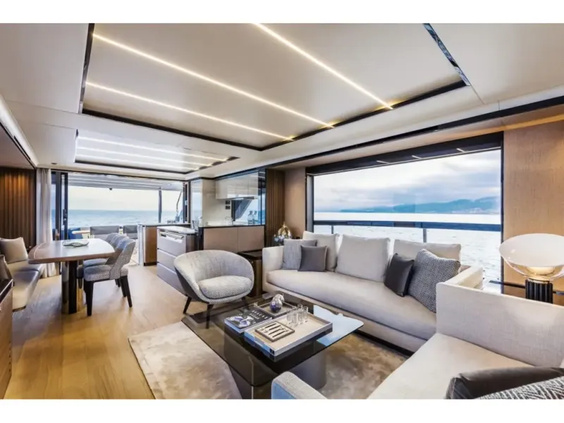 Slide: The Image of Absolute NAVETTA 68 2026 - 6