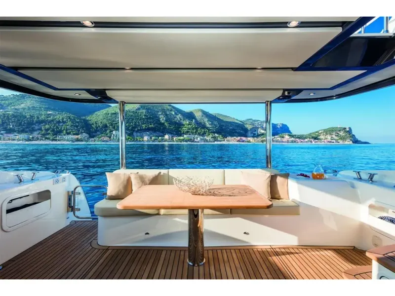 Slide: The Image of Absolute NAVETTA 52 2026 - 2