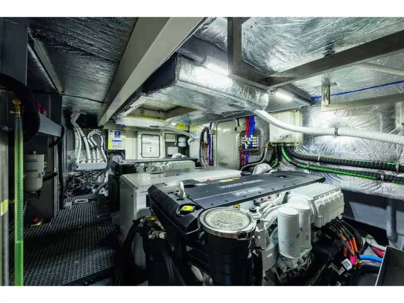 Slide: The Image of Absolute NAVETTA 52 2026 - 23