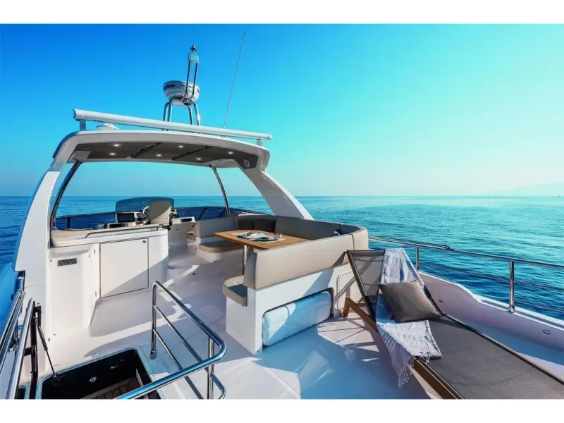 Slide: The Image of Absolute NAVETTA 52 2026 - 3