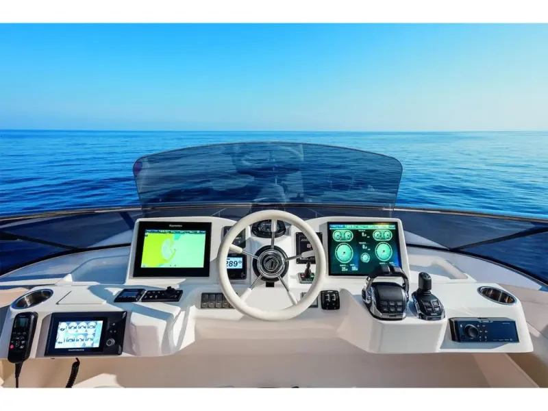 Slide: The Image of Absolute NAVETTA 52 2026 - 4