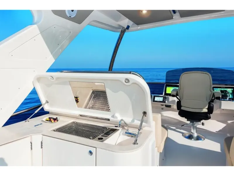 Slide: The Image of Absolute NAVETTA 52 2026 - 5