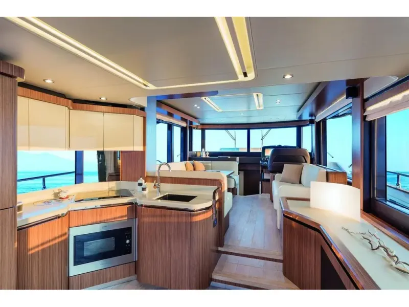 Slide: The Image of Absolute NAVETTA 52 2026 - 8