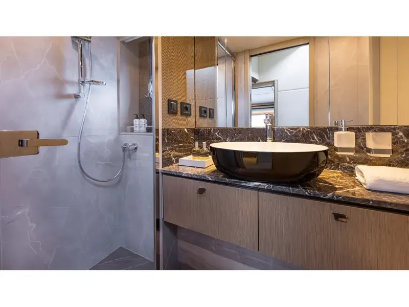 Slide: The Image of Absolute 60 FLY 2026 - 19