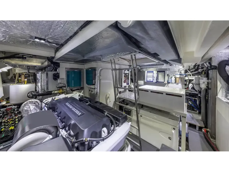 Slide: The Image of Absolute 60 FLY 2026 - 20