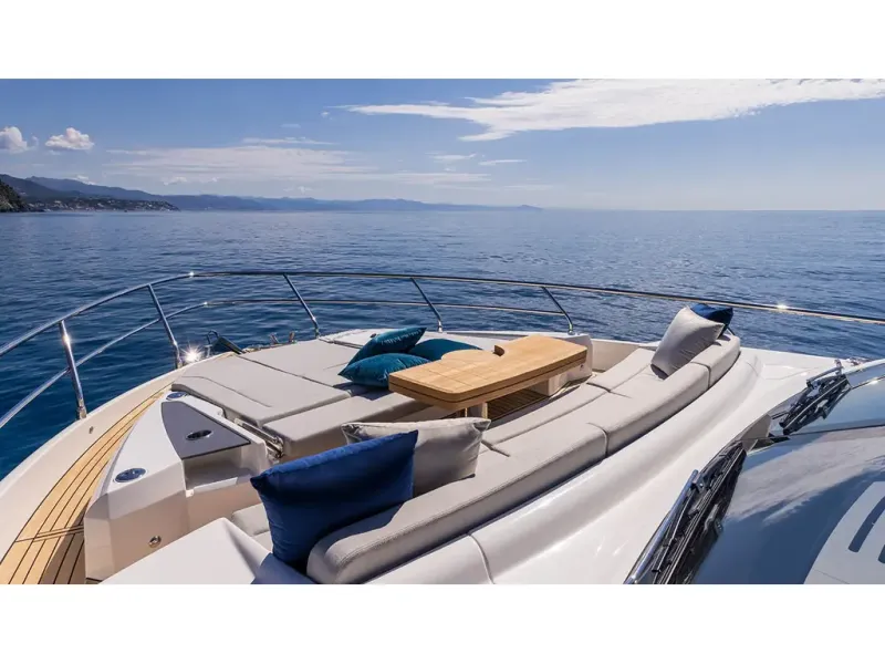 Slide: The Image of Absolute 60 FLY 2026 - 8