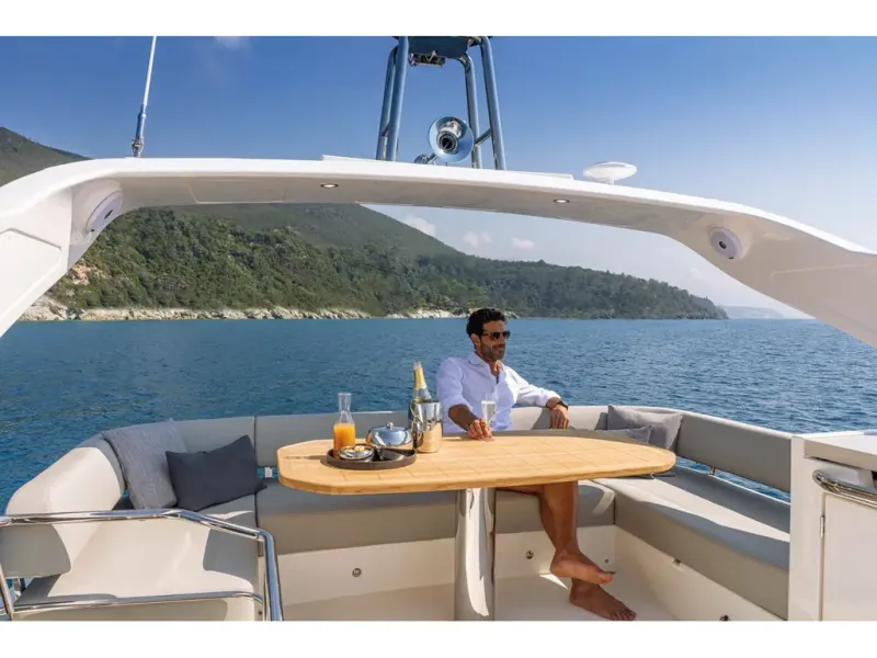 Slide: The Image of Absolute 47 FLY 2026 - 10