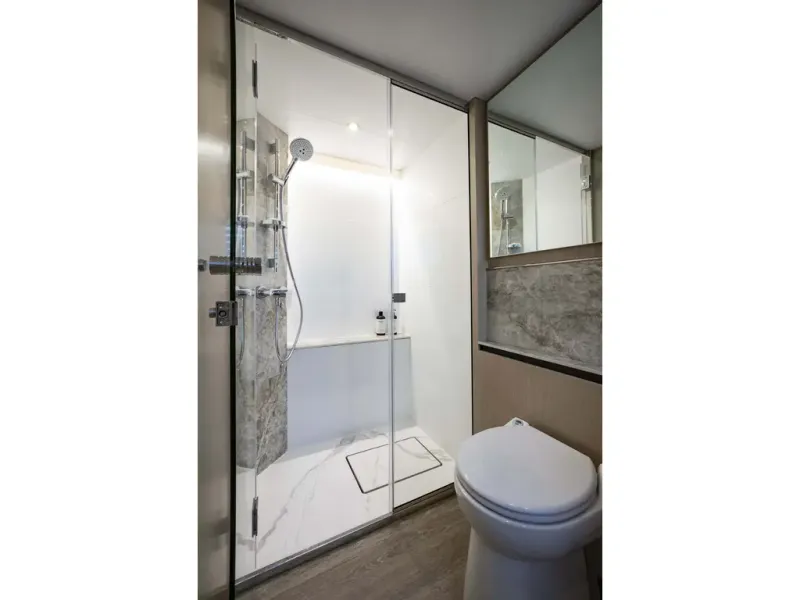 Slide: The Image of Aquila 70 LUXURY 2026 - 18