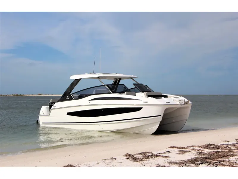 Slide: The Image of Aquila 32 SPORT 2026 - 4