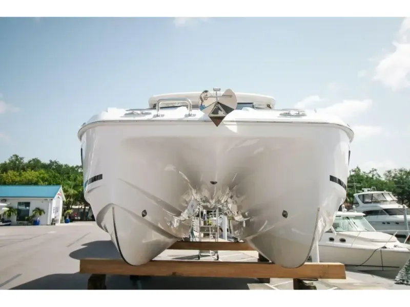 Slide: The Image of Aquila 32 SPORT 2026 - 7