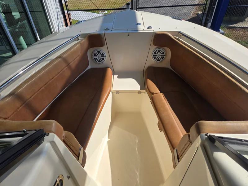 Slide: The Image of Scout 275 Dorado 2018 - 22