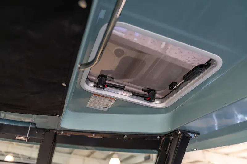 Slide: The Image of Boston Whaler 330 Vantage 2026 - 25