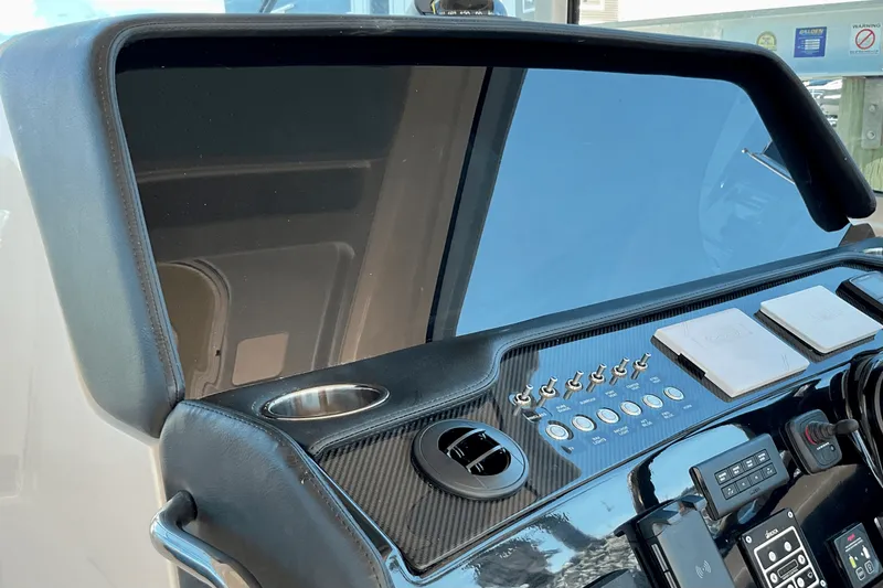 Slide: The Image of Grady-White Freedom 415 2026 - 17