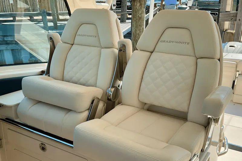 Slide: The Image of Grady-White Freedom 415 2026 - 20