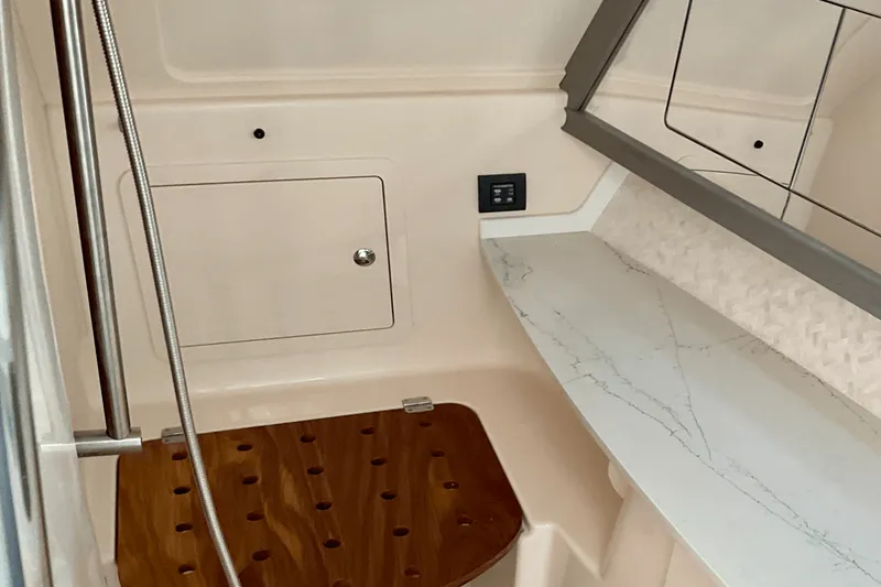 Slide: The Image of Grady-White Freedom 415 2026 - 27