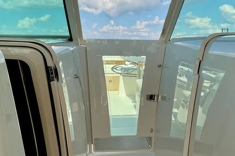 Slide: The Image of Grady-White Freedom 415 2026 - 28