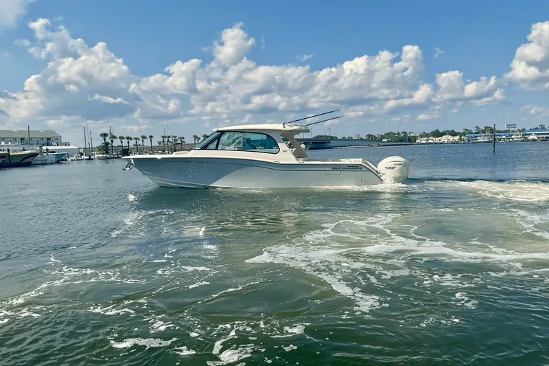 Slide: The Image of Grady-White Freedom 415 2026 - 6