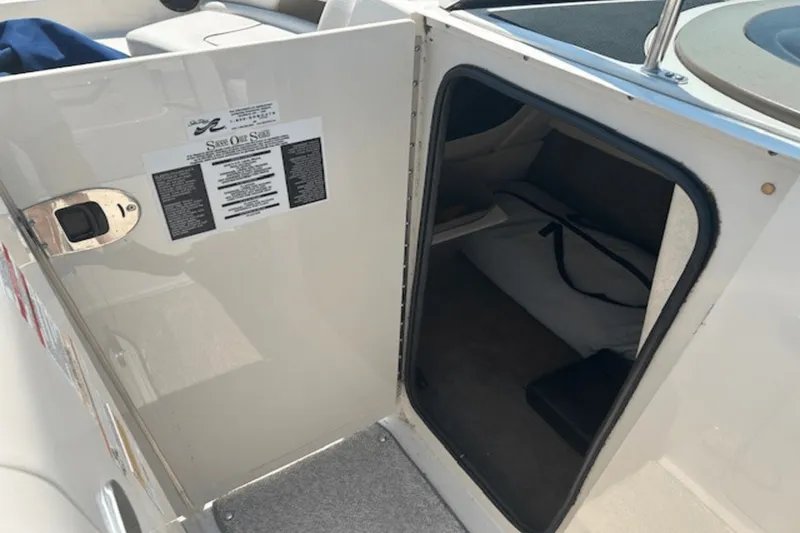Slide: The Image of Sea Ray 260 SUNDECK 2010 - 5