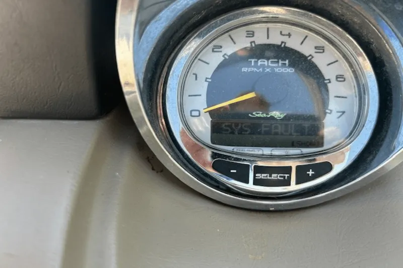 Slide: The Image of Sea Ray 260 SUNDECK 2010 - 8