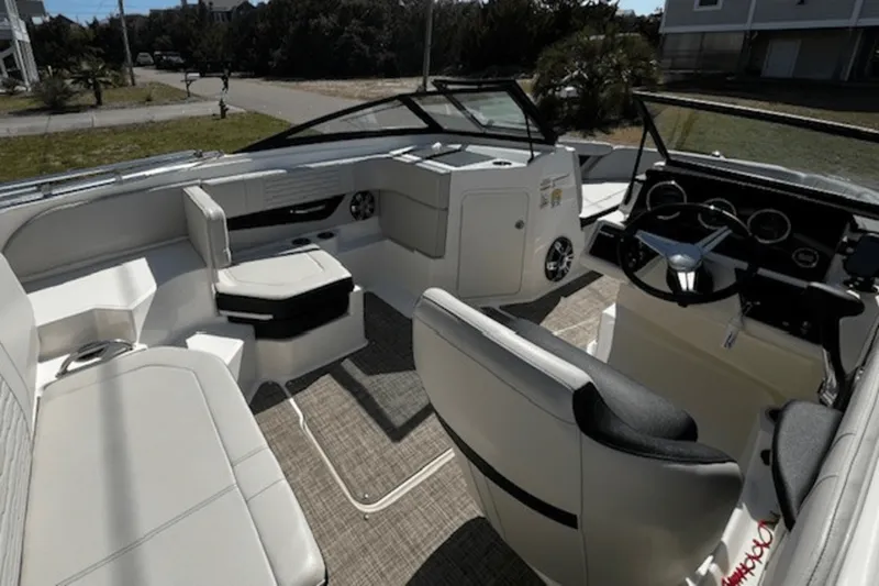 Slide: The Image of Sea Ray 190 SPX OUTBOARD 2021 - 13