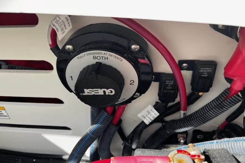 Slide: The Image of Sea Ray 190 SPX OUTBOARD 2021 - 20