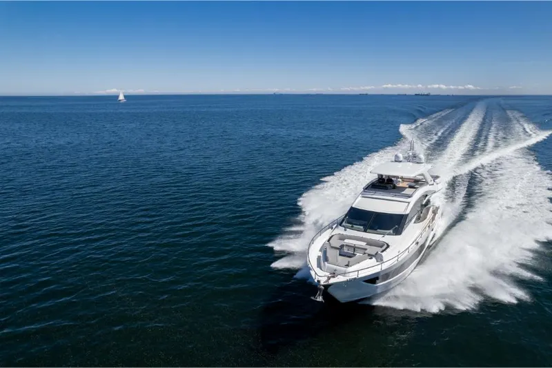 Slide: The Image of Galeon 800 Fly 2023 - 62
