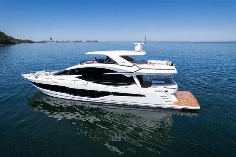 Slide: The Image of Galeon 800 Fly 2023 - 67