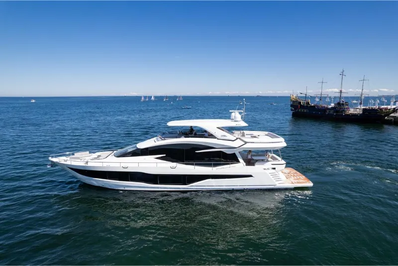 Slide: The Image of Galeon 800 Fly 2023 - 74