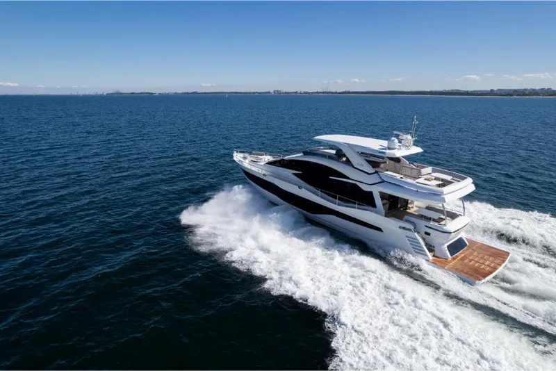 Slide: The Image of Galeon 800 Fly 2023 - 77