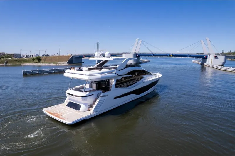 Slide: The Image of Galeon 800 Fly 2023 - 83